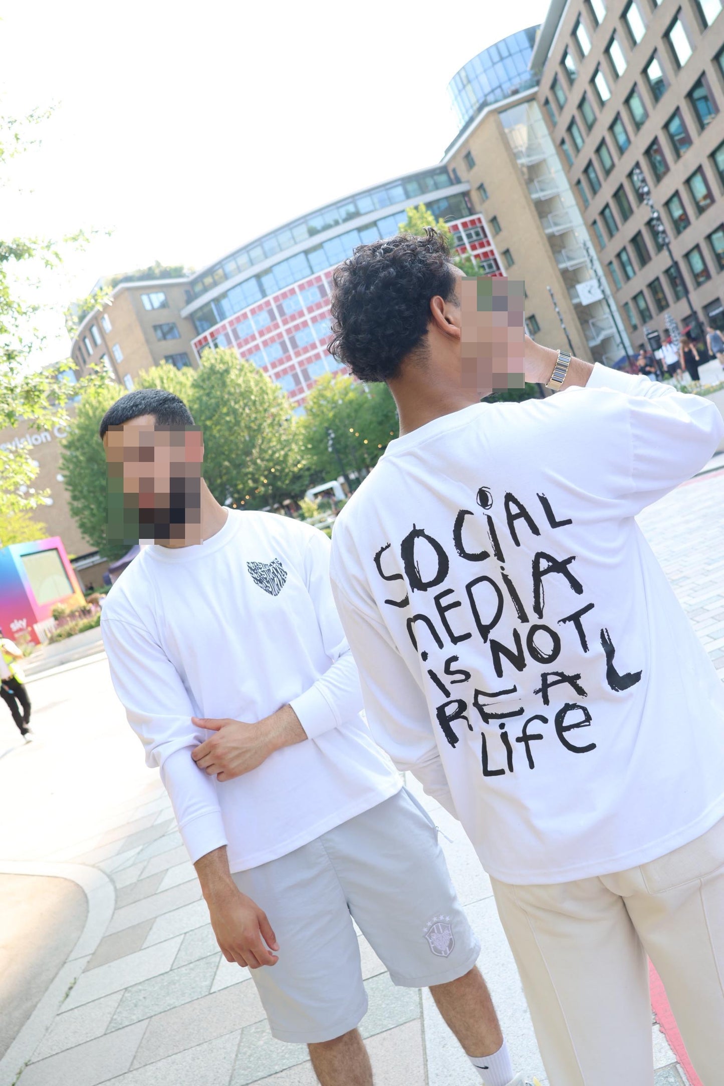 SCREWLOOSE OG LONGSLEEVE SOCIAL MEDIA T-SHIRT - WHITE